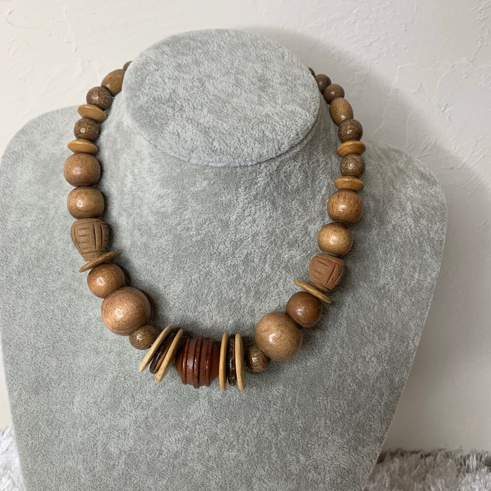 Vintage Wood Bead Chunky Statement Necklace 17"